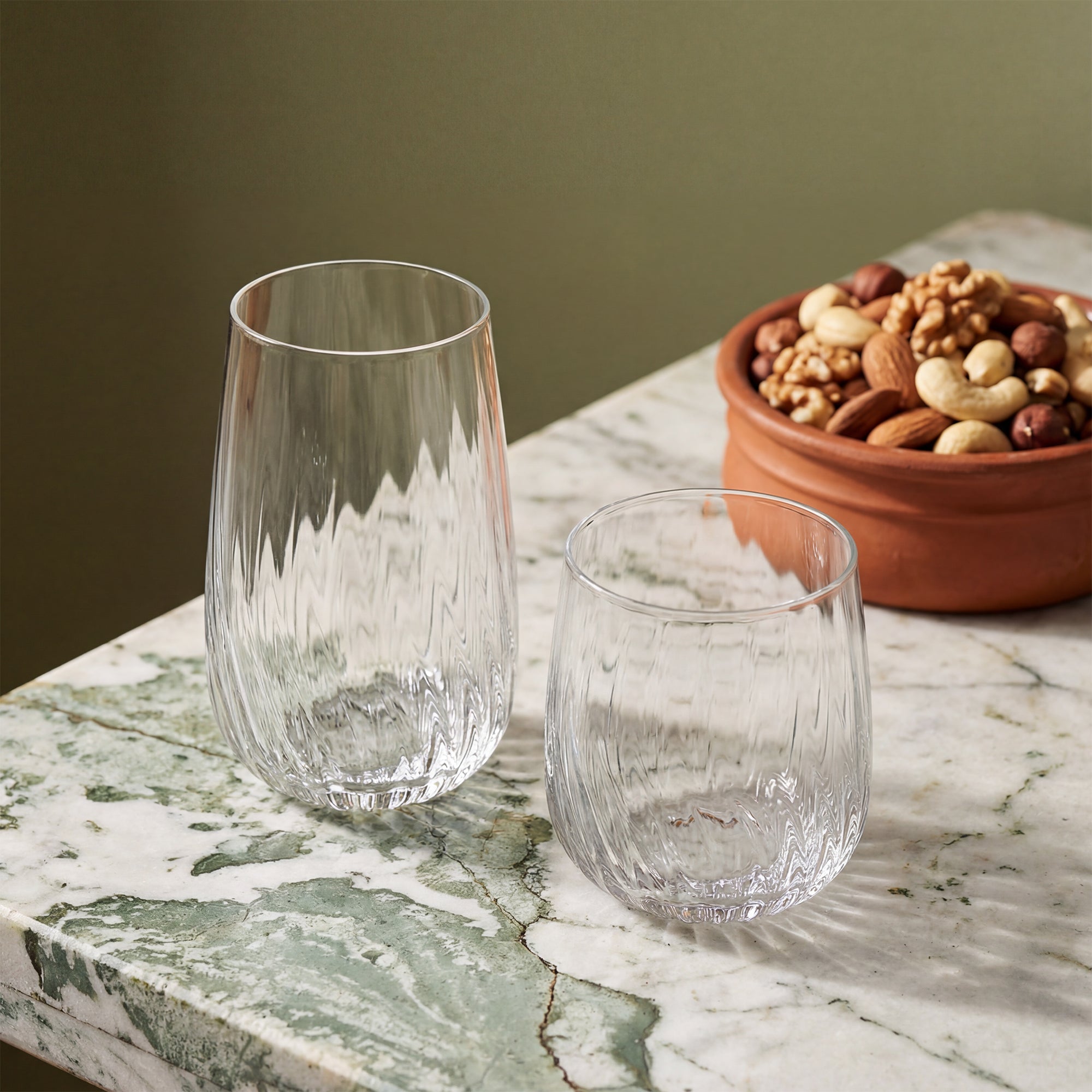 joyjolt-flow-optic-swirl-tall-glasses-set-of-4-19-oz image 7